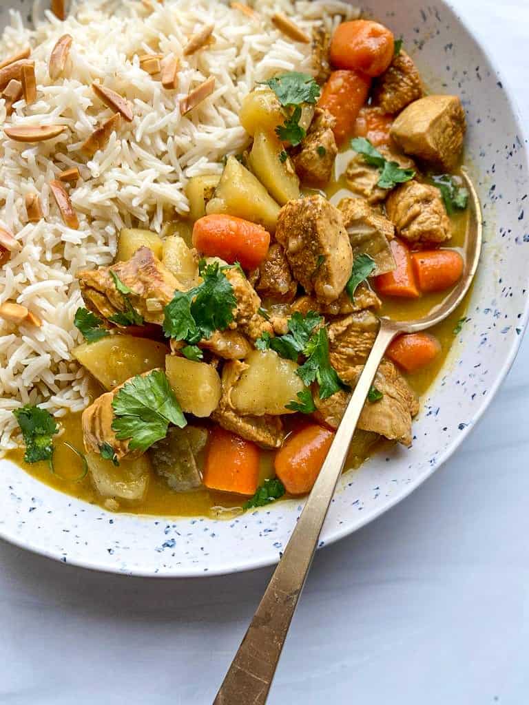 Chicken Veggie Curry Stew – A comforting nutritious one pot dish!