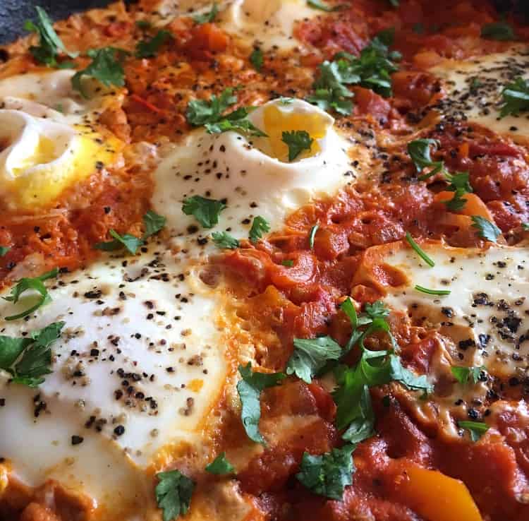 Shakshuka – Middle Eastern egg & tomato dish