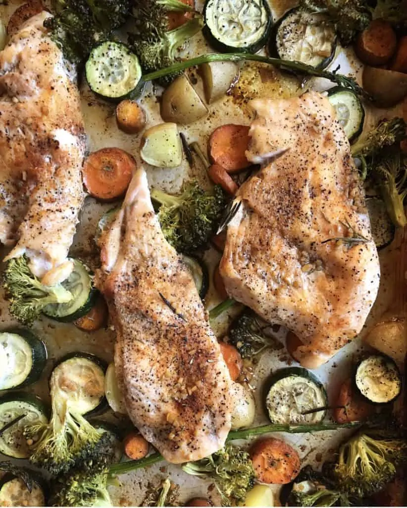 Asian chicken dinner with zucchinis and carrots