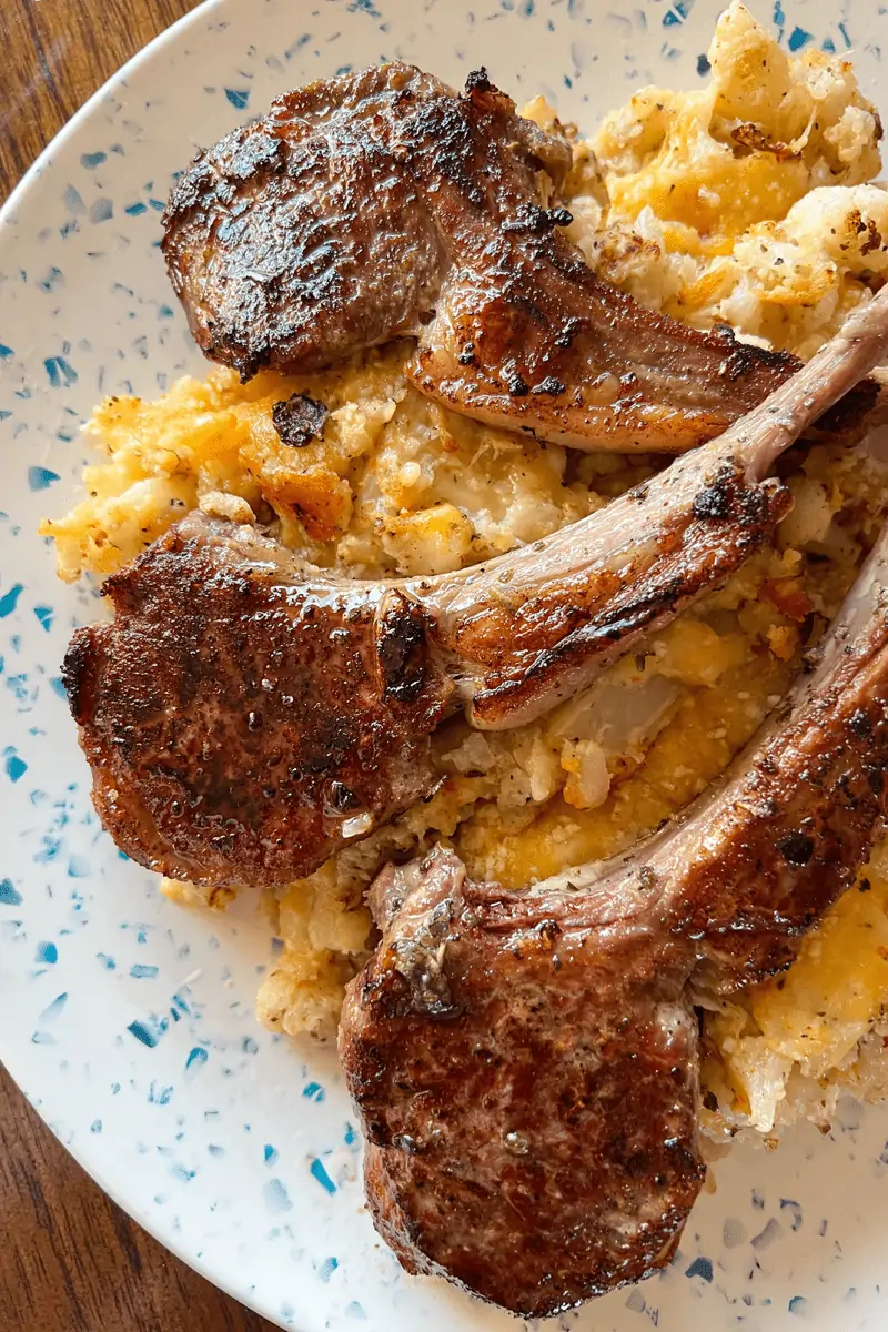 Roasted charred lambs on mac and cheese